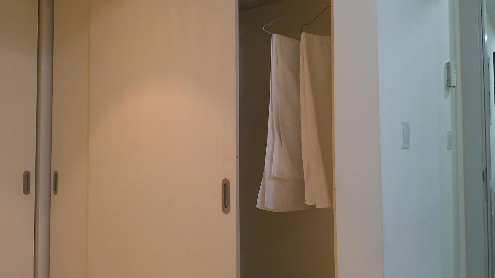 Comfortable Stay Ensuite Room With Shared Kitchen